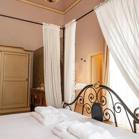 לינה וארוחת בוקר Persone Palace By Symphonya Luxury Nardò